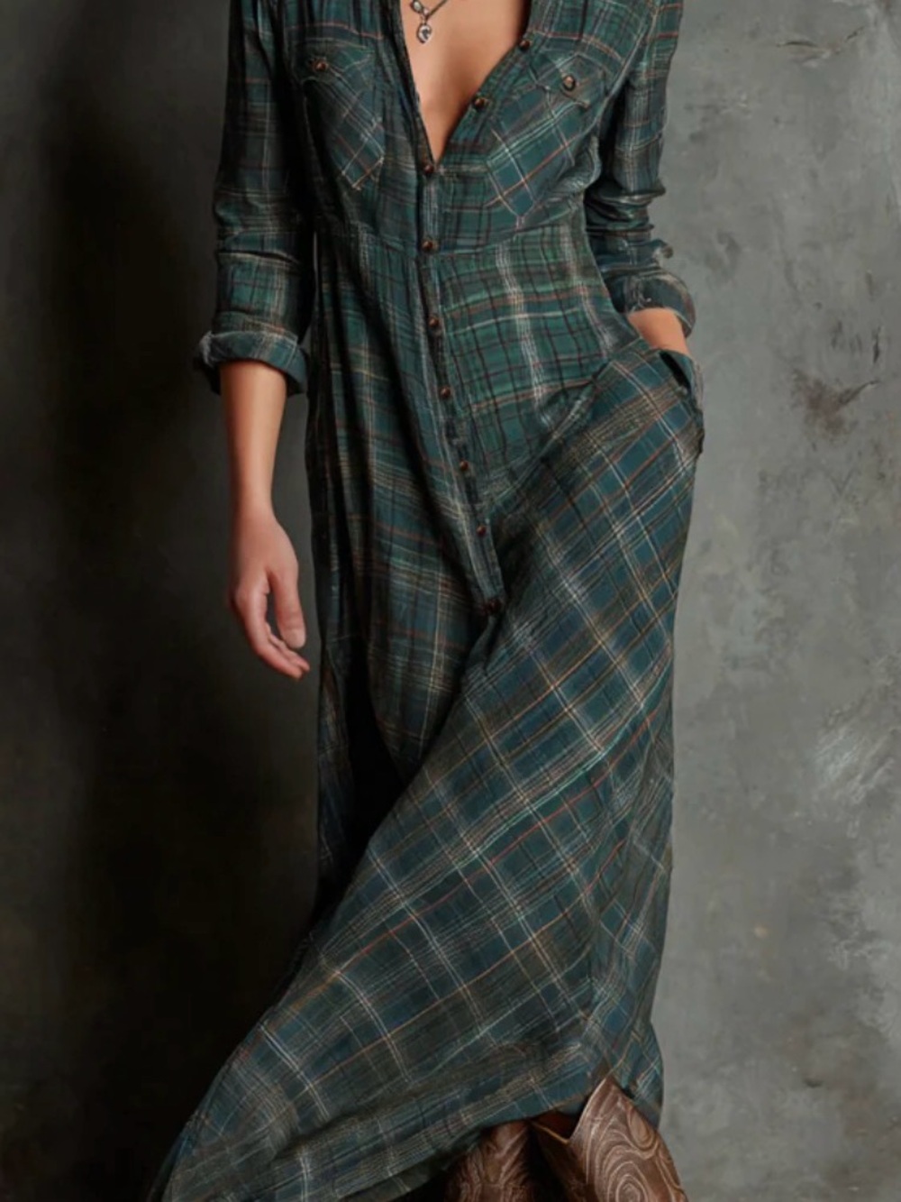 Modesees Plaid Button-Front Maxi Dress in Deep Green country chic